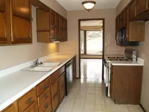 1109 Maria Dr, Harrison, AR 72601 photo 3