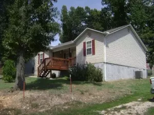 1011 Lilly St, Harrison, AR 72601 photo 2