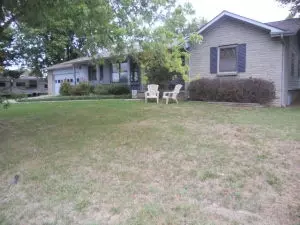 707 Gipson, Harrison, AR 72601 photo 1