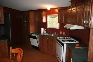 1552 Cheatham, Harrison, AR 72601 photo 3