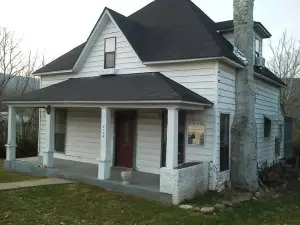 610 W Clark St, Jasper, AR 72641 photo 2