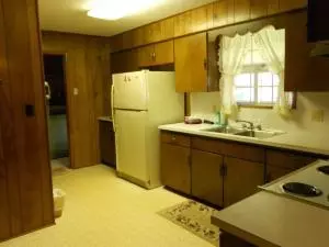 374 Carr, Harrison, AR 72601 photo 9
