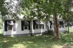 203 Hickory St, Marshall, AR 72650 photo 1