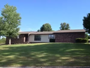 1002 Floyd, Harrison, AR 72601 photo 1