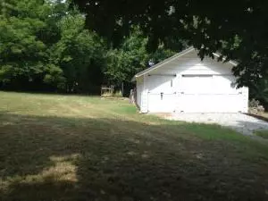 308 S Hickory, Harrison, AR 72601 photo 2