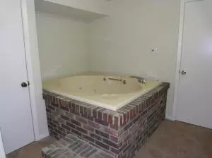 106 Nottingham, Harrison, AR 72601 photo 28