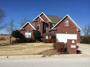 2010 Daly Dr, Harrison, AR 72601 photo 1
