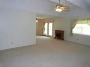 902 Meadowhaven, Harrison, AR 72601 photo 2