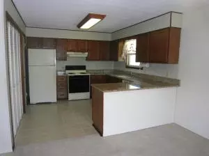 902 Meadowhaven, Harrison, AR 72601 photo 4