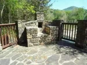 617 W Clark, Jasper, AR 72641 photo 33
