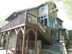 617 W Clark, Jasper, AR 72641 photo 1