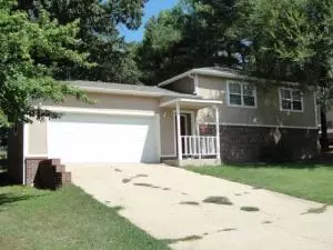 911 Meadowhaven, Harrison, AR 72601 photo 2