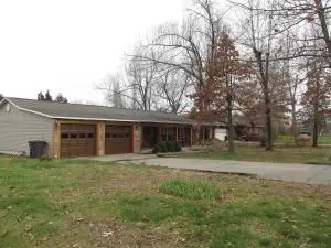212 Cemetery Dr, Harrison, AR 72601 photo 3
