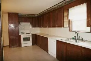1002 W Bunn Ave, Harrison, AR 72601 photo 4
