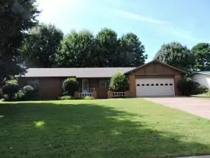 606 Skyline Dr, Harrison, AR 72601 photo 1