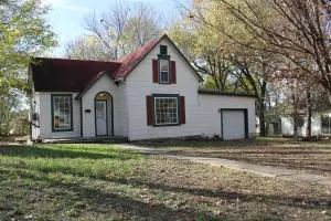 520 S Walnut, Harrison, AR 72601 photo 1