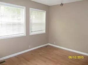 708 W Bogle, Harrison, AR 72601 photo 2