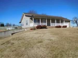 8299 N Blevins Rd, Harrison, AR 72601 photo 2