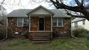 916 N Maple, Harrison, AR 72601 photo 2