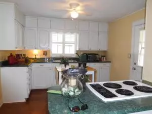 525 N Cherry St, Harrison, AR 72601 photo 5