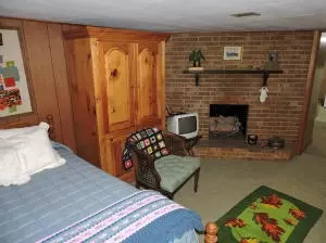 208 N Spring St, Harrison, AR 72601 photo 17