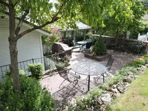 208 N Spring St, Harrison, AR 72601 photo 2