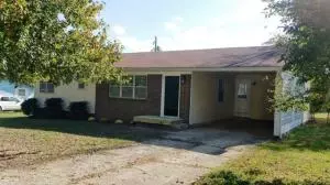 81 W Carr St, Harrison, AR 72601 photo 1