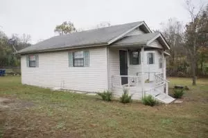 109 Milum Cir, Pyatt, AR 72672 photo 1