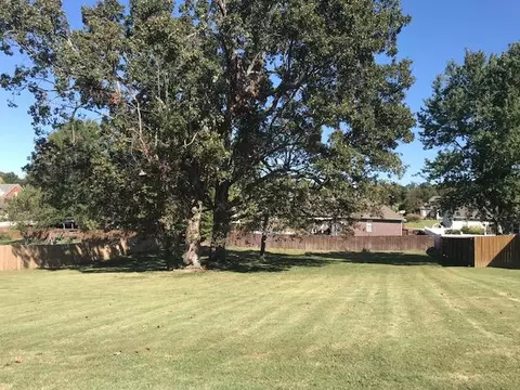 Pebble Beach Drive, Harrison, AR 72601
