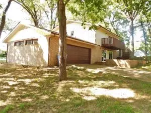 1204 Circle Dr, Harrison, AR 72601 photo 3