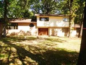 1204 Circle Dr, Harrison, AR 72601 photo 2