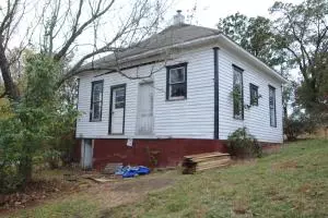 403 N Willow St, Harrison, AR 72601 photo 3