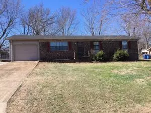206 Wren St, Harrison, AR 72601 photo 1