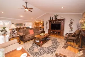 105 Arbor Dr, Harrison, AR 72601 photo 5