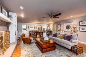 1806 Par, Harrison, AR 72601 photo 3