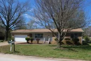202 Cardinal, Harrison, AR 72601 photo 1