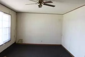 202 Cardinal, Harrison, AR 72601 photo 3