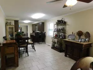 802 W Holt St, Harrison, AR 72601 photo 9