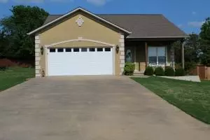 921 Ridgemonte St, Harrison, AR 72601 photo 1