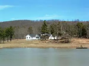 516 Thunder Ln, Marshall, AR 72650 photo 2