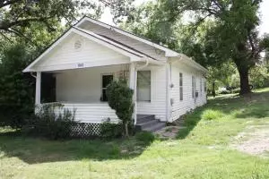 602 S Hickory, Harrison, AR 72601 photo 1