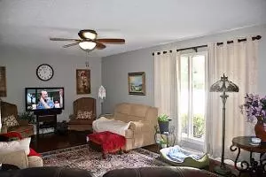 218 Wren St, Harrison, AR 72601 photo 4