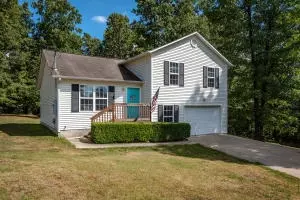 1015 Lilly St, Harrison, AR 72601 photo 1