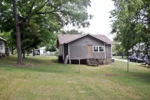 500 N Maple, Harrison, AR 72601 photo 17
