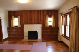204 N Pine St, Harrison, AR 72601 photo 2
