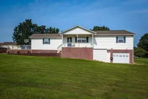 6515 N Mindy Ln, Harrison, AR 72601 photo 1