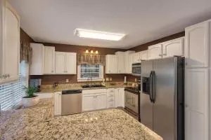 723 W College Ave, Harrison, AR 72601 photo 10