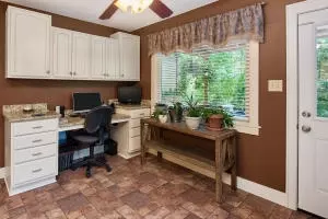 723 W College Ave, Harrison, AR 72601 photo 11