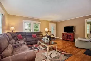 723 W College Ave, Harrison, AR 72601 photo 6