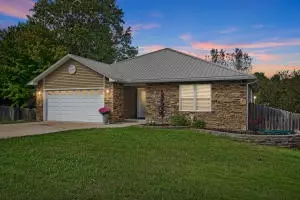1511 Windsor Dr, Harrison, AR 72601 photo 1